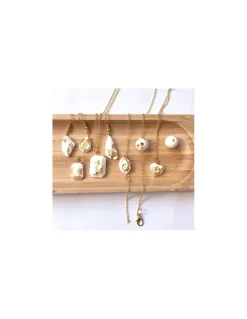 Atelier de bijoux ciment et feuilles d'or - Sycomore