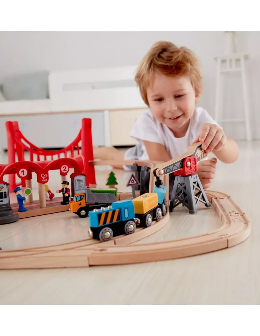 Circuit de train ville animée - Hape
