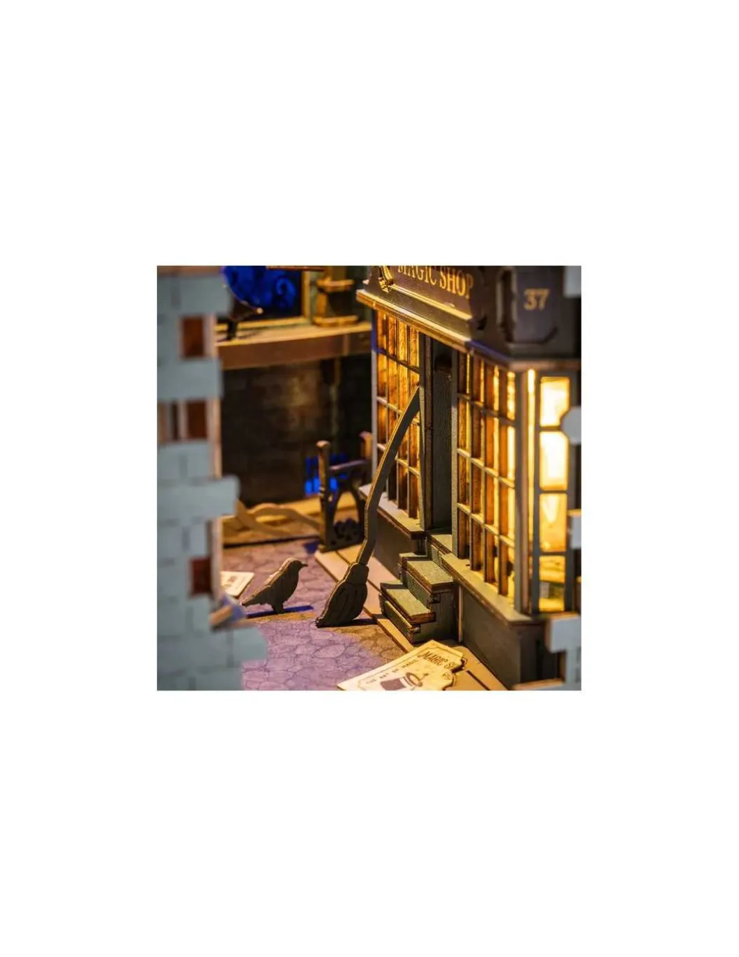 Maquette Magic House Book Nook - Rolife