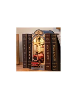 Maquette Time Travel Book Nook - Rolife