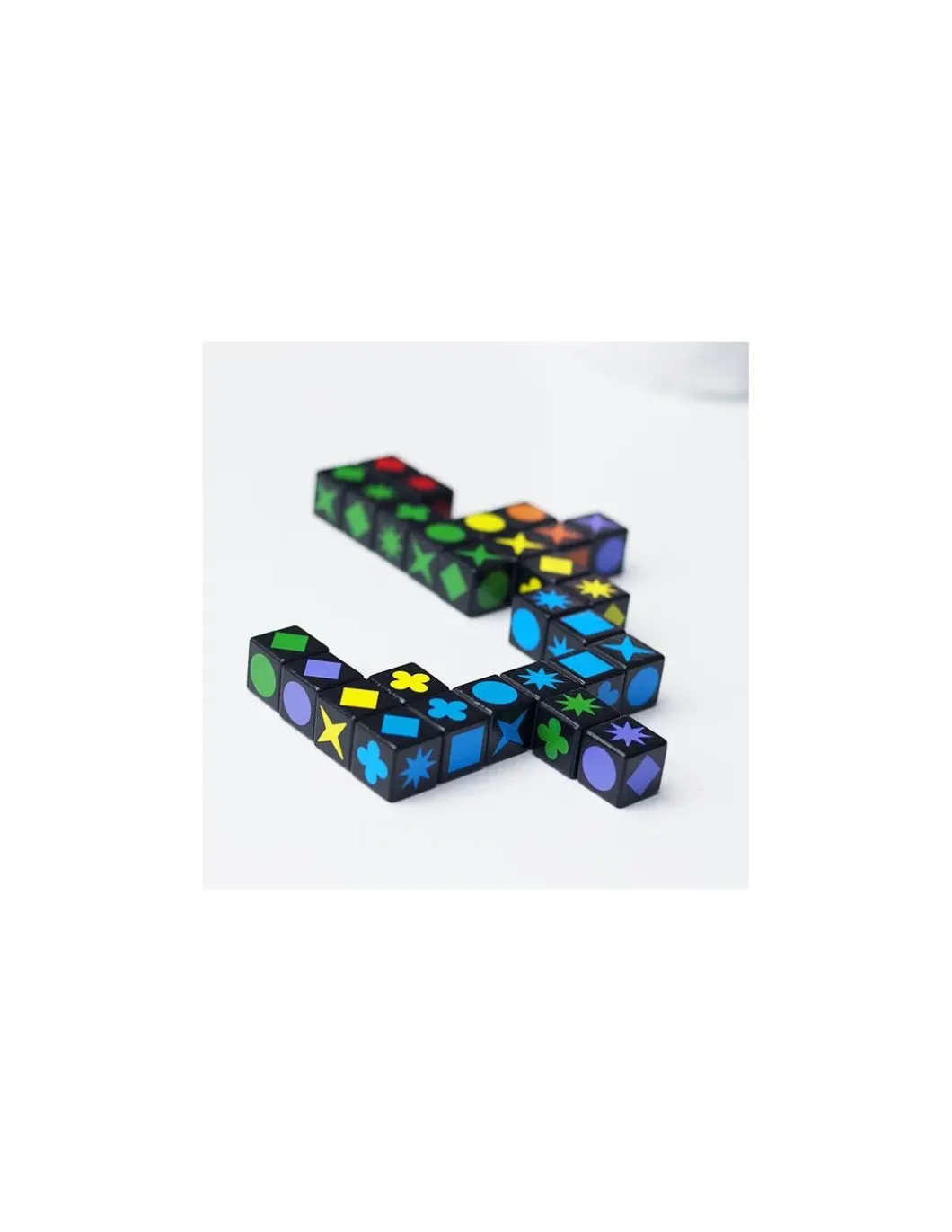 Qwirkle cubes - jeu Iello