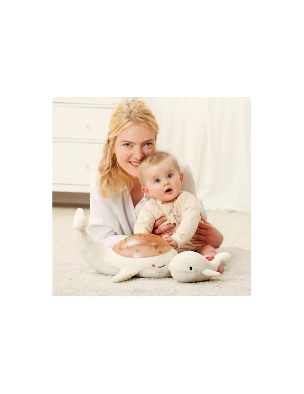 Tranquil whale white family Peluche musicale à projections - Cloud b